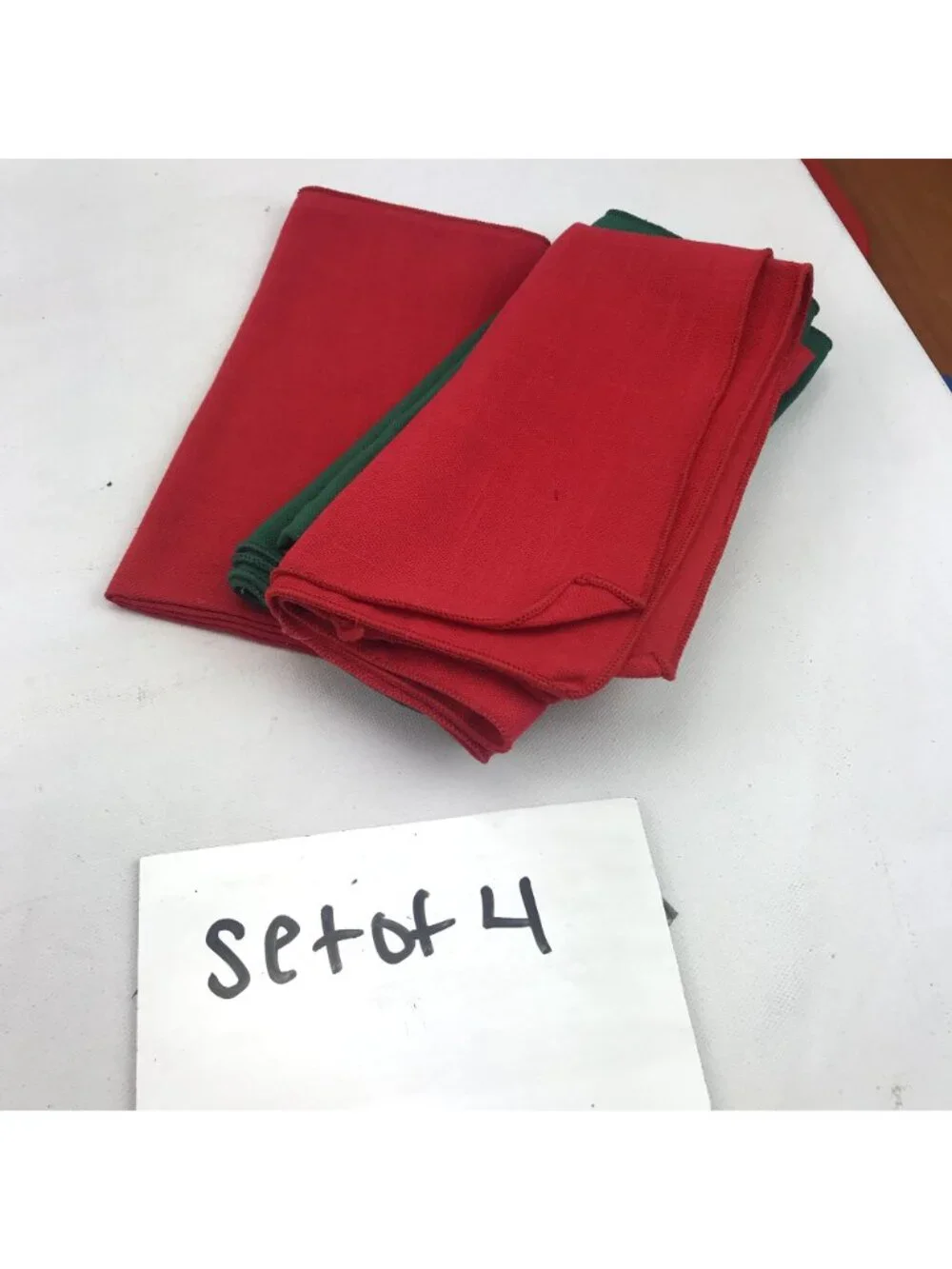 Set Of 4 Fabric Red Green Napkins Christmas Holiday Table Setting Decor 16